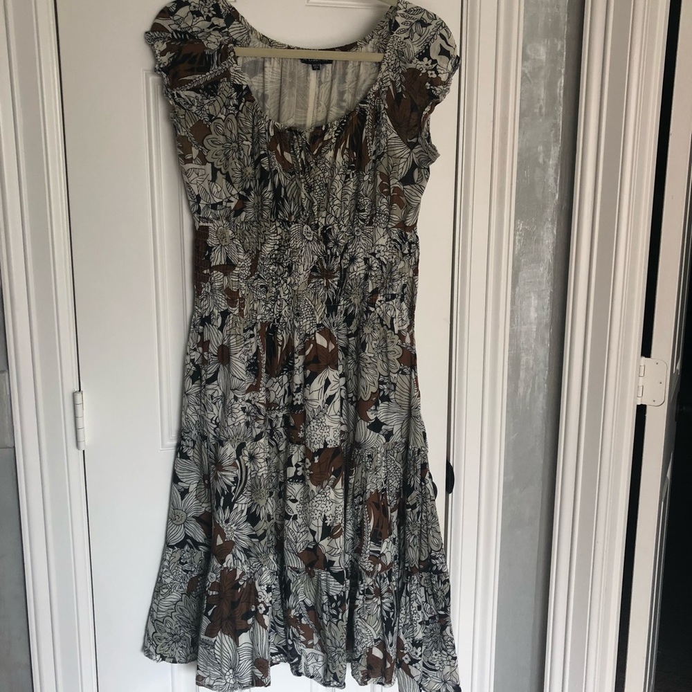Cap sleeve dress